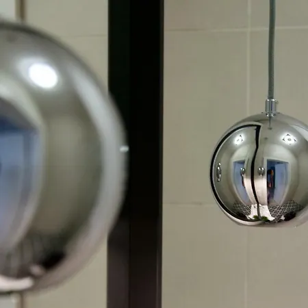 Luxury By Hi5 - Aranykéz 7 *